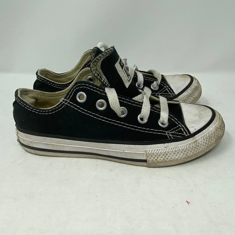 Converse Chuck Taylor All Star Low Top Black Youth Sneakers 3J235 Size 12